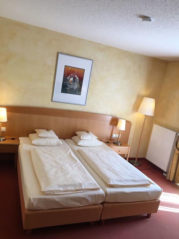 Businesshotel Heilbronn- Biberach Extérieur photo