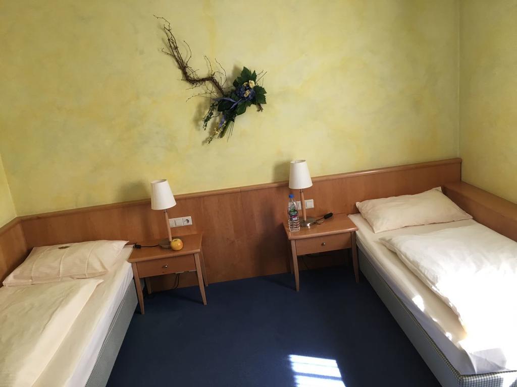 Businesshotel Heilbronn- Biberach Extérieur photo